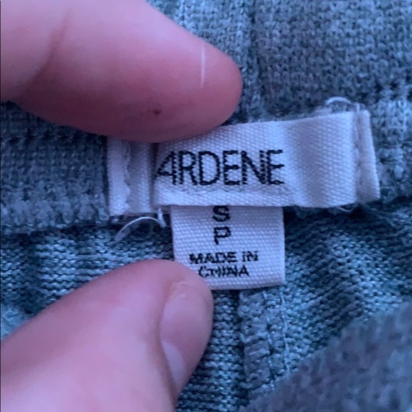 light grey shorts - Picture 2 of 3